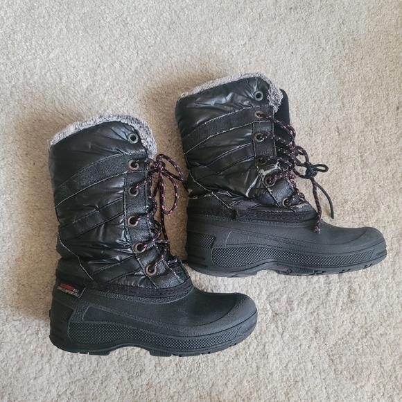 Winter Boots for Girls Size 1 in Black - Picture 3 of 14